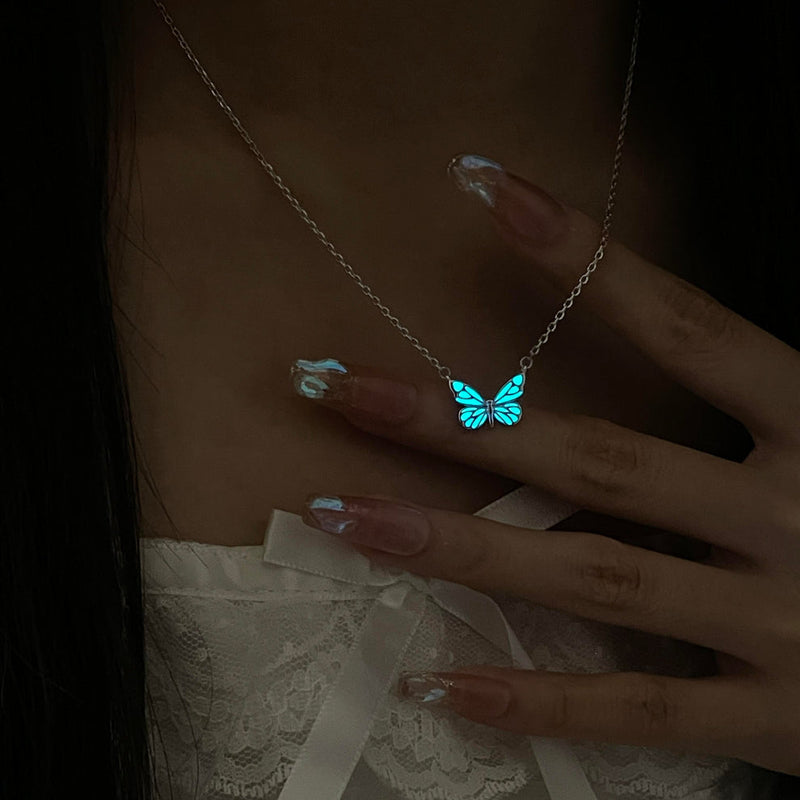Amora Butterfly Halskette