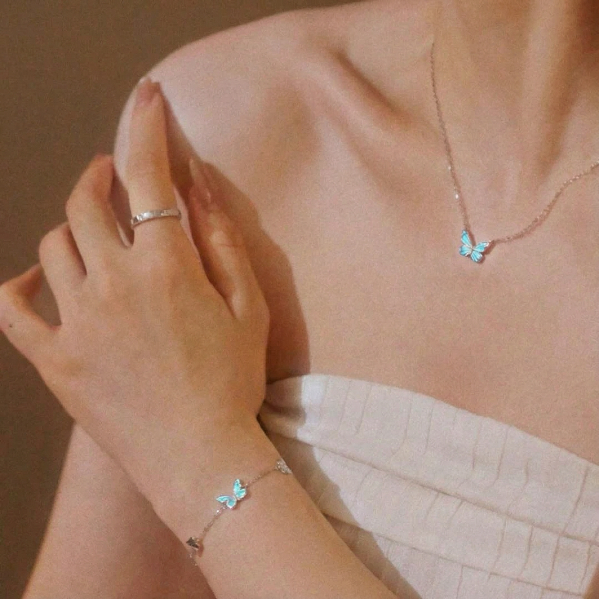 Amora Butterfly Armband